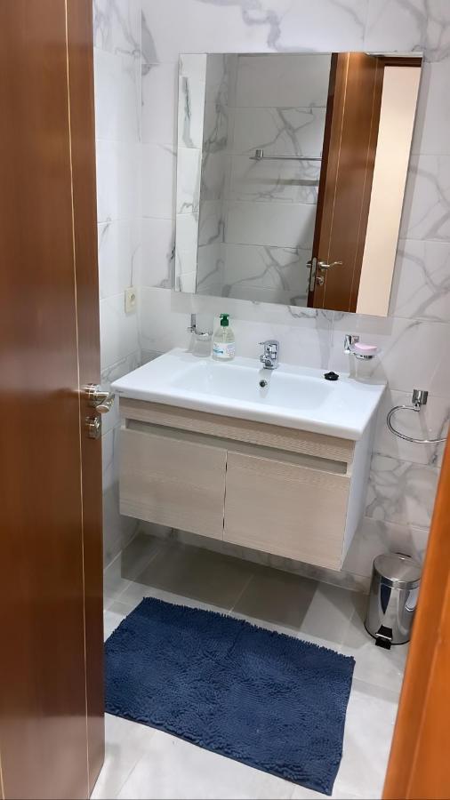 Appartement De Prestige, Vue Kasbah, Mer Et Vieux Port Tanger Buitenkant foto