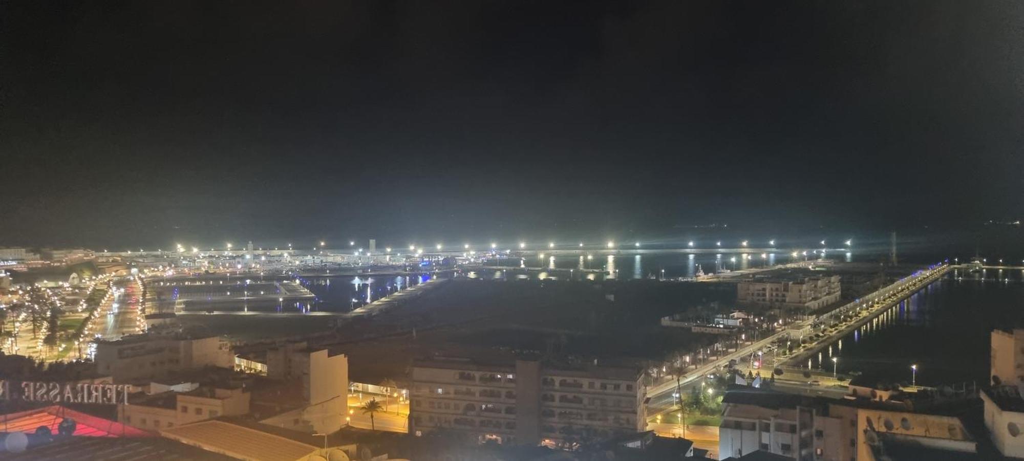 Appartement De Prestige, Vue Kasbah, Mer Et Vieux Port Tanger Buitenkant foto
